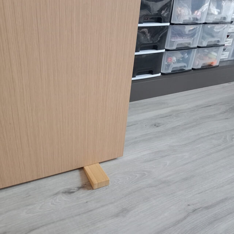 Tappo per porta di bambù incuneato